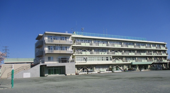 十小校舎